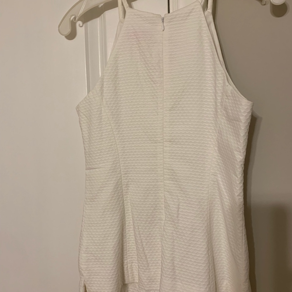 Tank - Picture 2 of 2